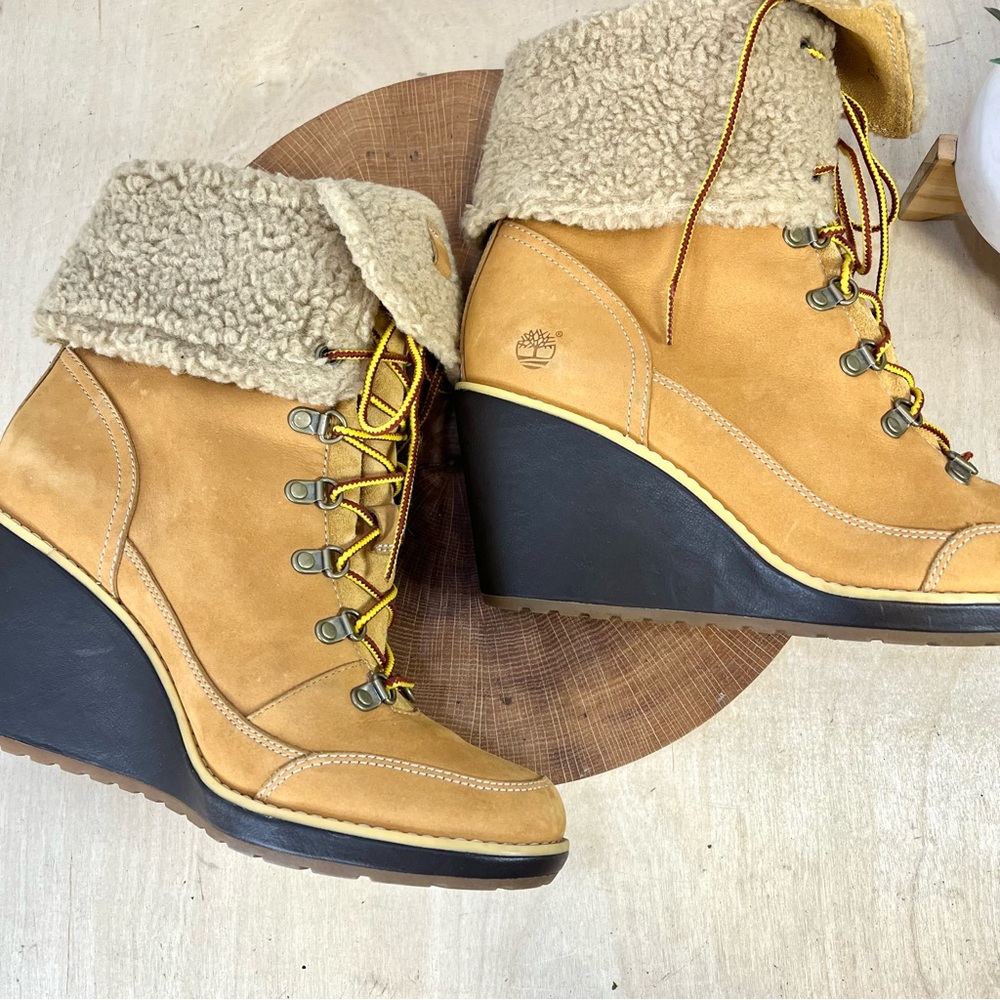 Timberland EK Meriden Warm-Lined Fold Down Wedge Boots – Wheat (Size 9.5) - Picture 7 of 16